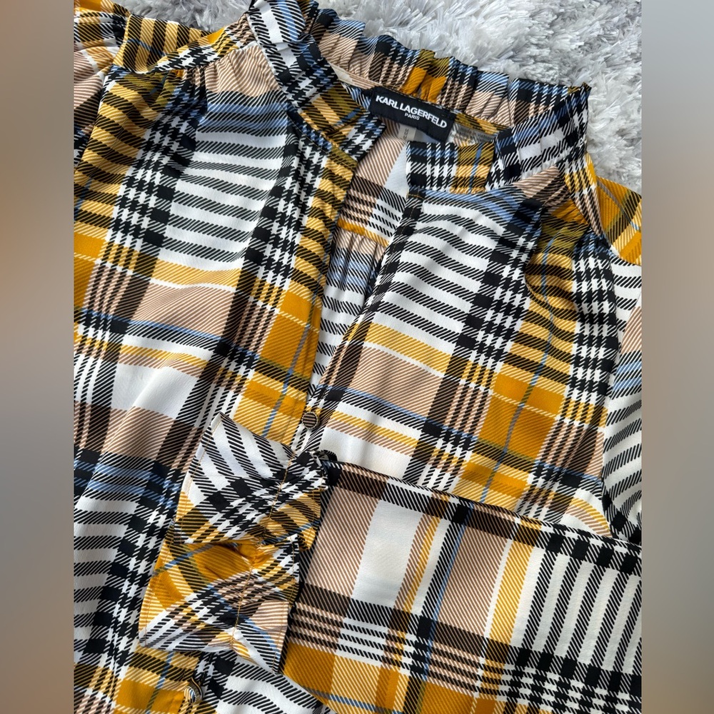 Karl Lagerfeld Women's Plaid Button-Down Shirt Size M - Preloved (excellent)